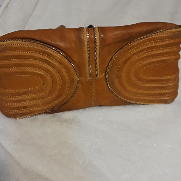 Roxbury Bag - Picture 4 of 8